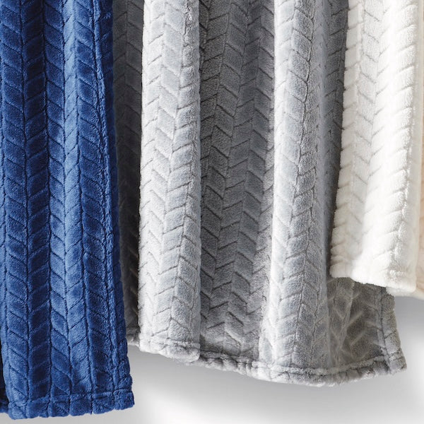 SnowStorm Luxe® Kuscheldecke – Plüschiger Fischgräten‑Luxus & Komfort –