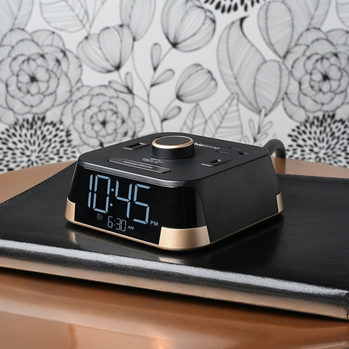 CubieTime Clock with Power Outlets and USB Ports