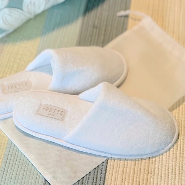 6 paires Chaussons Invités Blancs Hôtel des Chaussons Pantoufles Jetables  Fermé Lavables et Réutilisables Deux Tailles pour Salle de Bains Maison  Voyage Mariage : : Mode