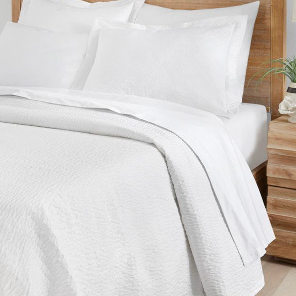 Luxurious Cumulus Top Covers for Vacation Rentals and BNB Bedding Supplies | GuestOutfitters.com