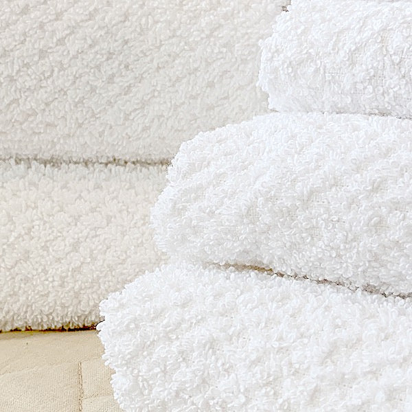 Luxurious Pique Weave Bath Towels add textured elegance to vacation rental baths | GuestOutfitters.com
